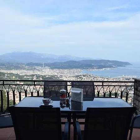 Apartment Casa Nini La Spezia